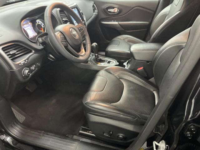 Used 2022 Jeep Cherokee Latitude Lux AWD/4WD image 9