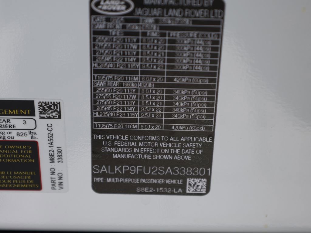 Used 2025 Land Rover Range Rover SE AWD/4WD image 45