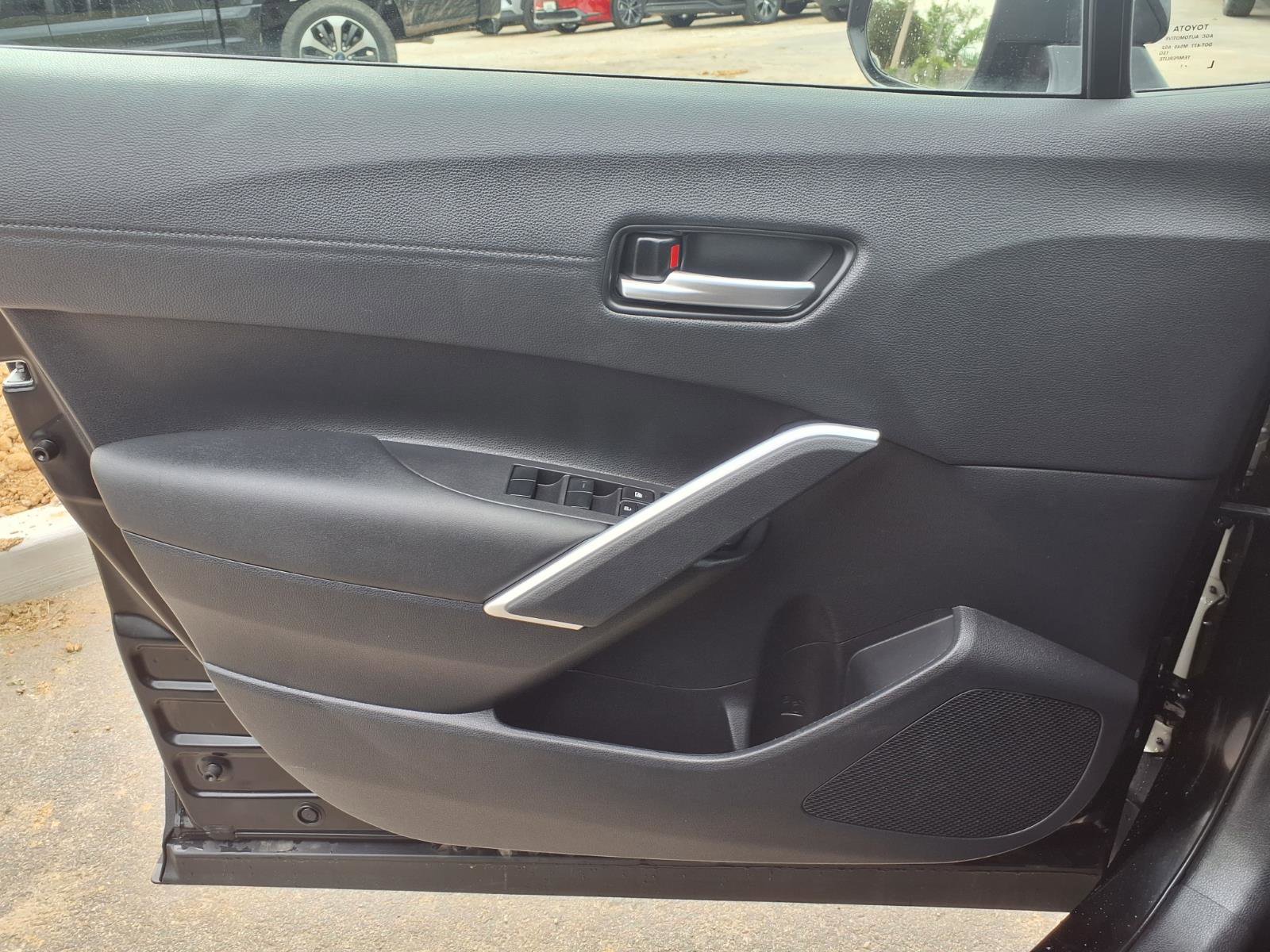 Used 2023 Toyota Corolla Cross XSE w/ Convenience Package AWD/4WD image 19