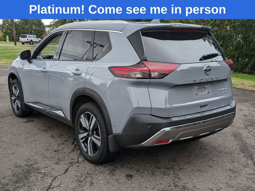 Used 2021 Nissan Rogue Platinum image 5