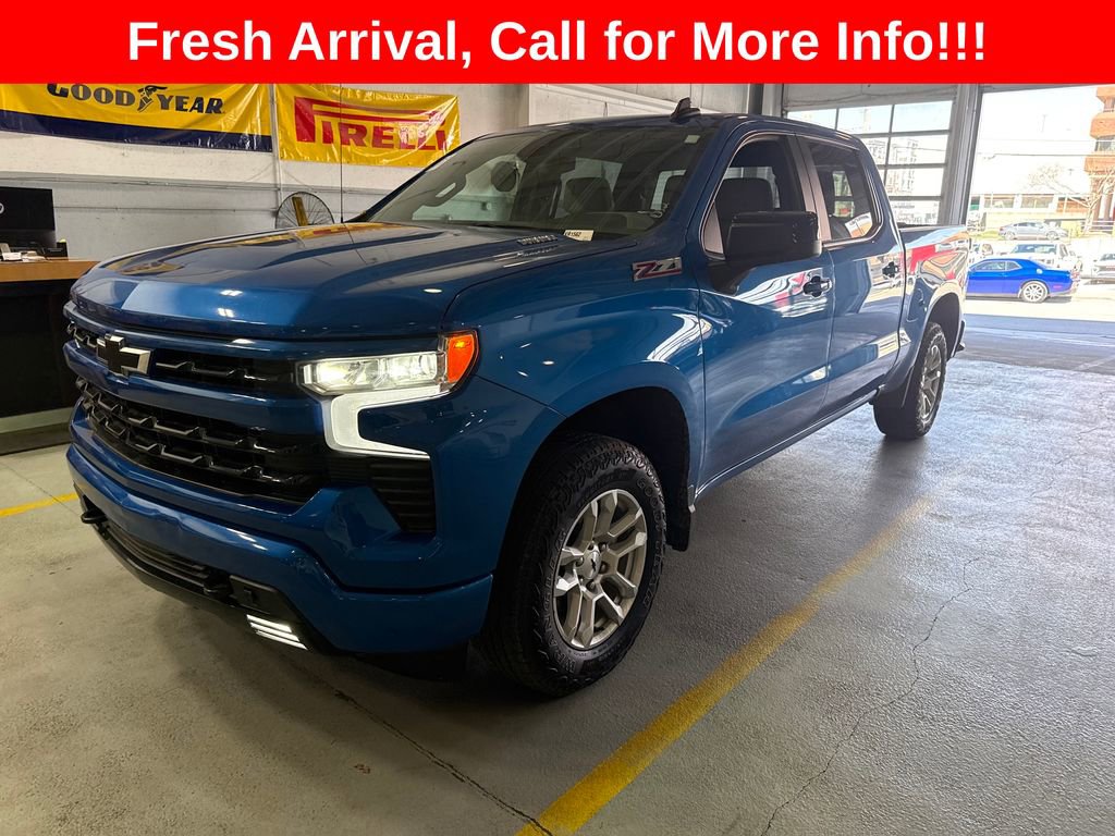 Certified 2022 Chevrolet Silverado 1500 RST image 2