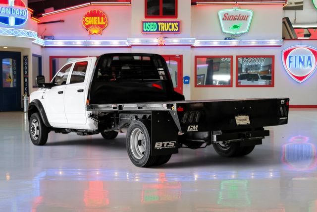 Used 2024 RAM 5500 Tradesman w/ Chrome Appearance Group AWD/4WD image 5
