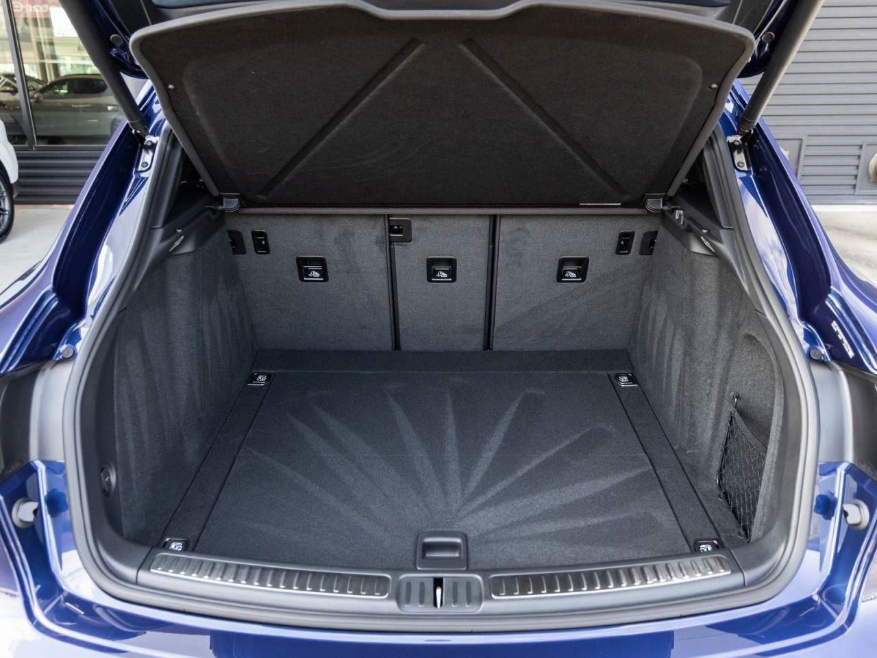 New 2026 Porsche Macan image 89