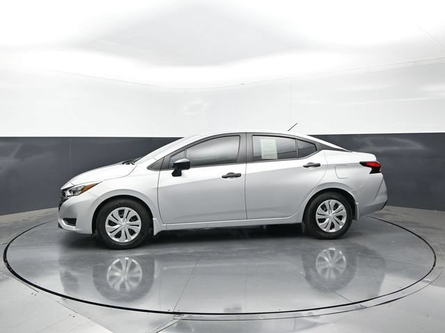 Used 2025 Nissan Versa S w/ Electronics Package FWD image 3