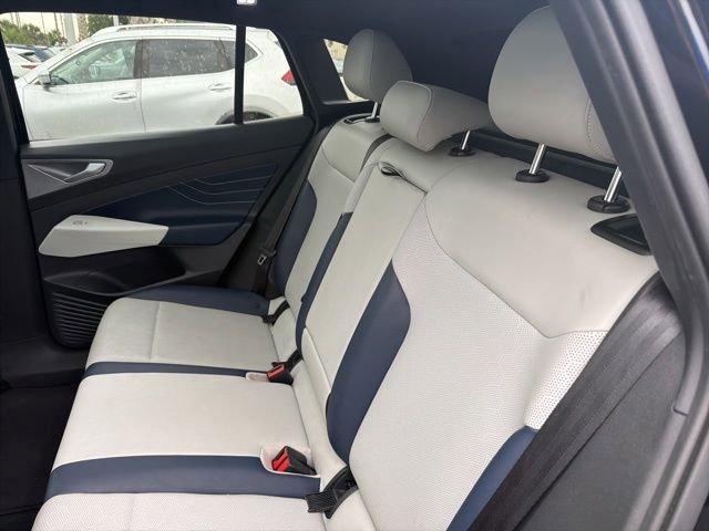 Used 2023 Volkswagen ID.4 Pro S AWD/4WD image 7