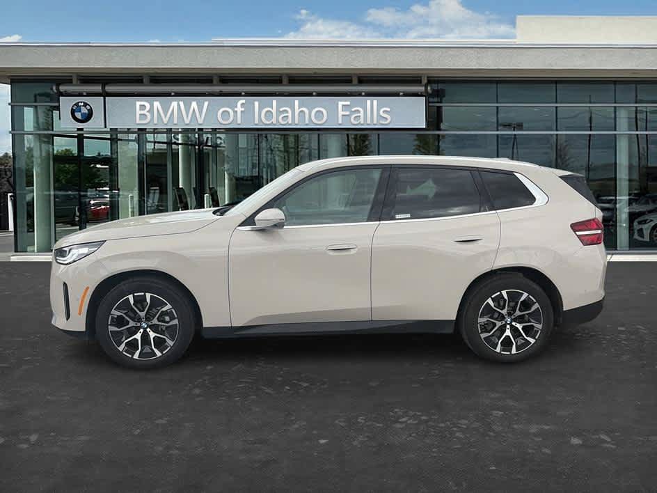 Used 2026 BMW X3 xDrive30i w/ Premium Package AWD/4WD image 4