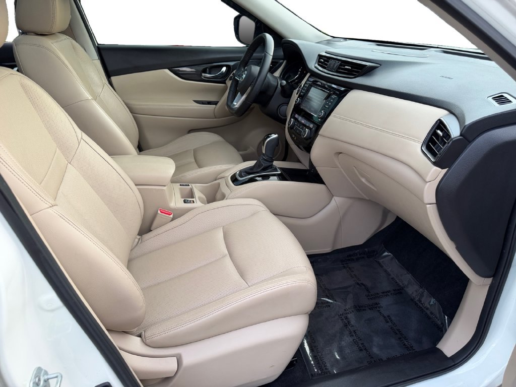 Used 2017 Nissan Rogue SL w/ SL Premium Package AWD/4WD image 8