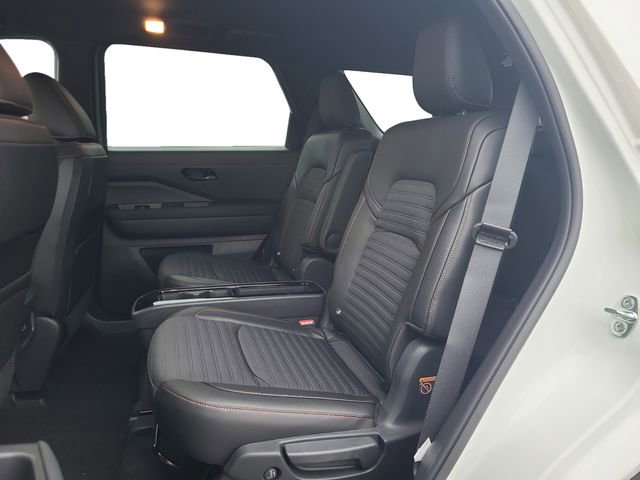 New 2025 Nissan Pathfinder Rock Creek image 20