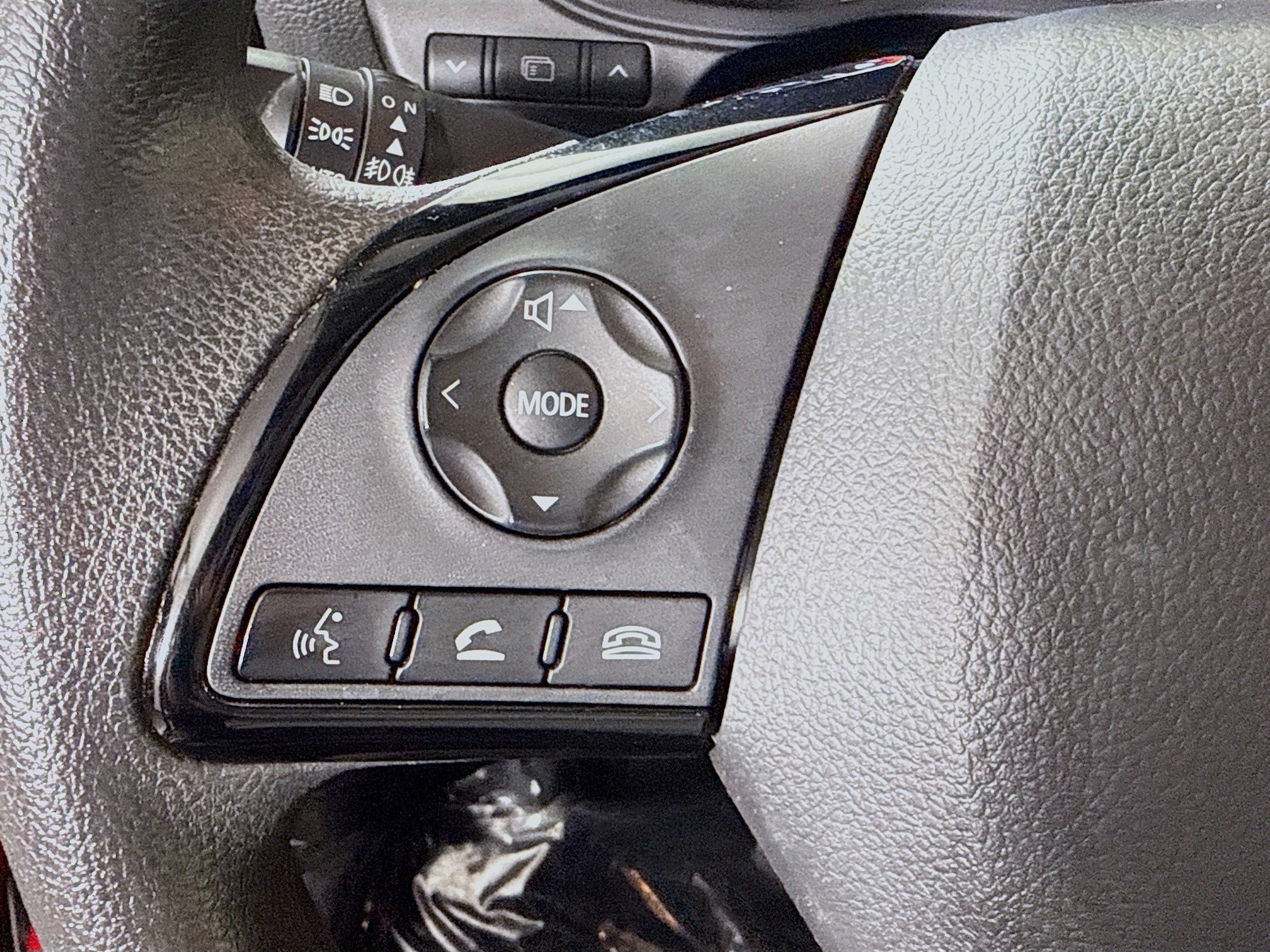 Used 2024 Mitsubishi Eclipse Cross LE AWD/4WD image 14