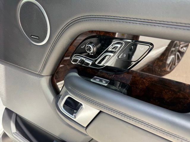 Used 2018 Land Rover Range Rover Supercharged AWD/4WD image 94