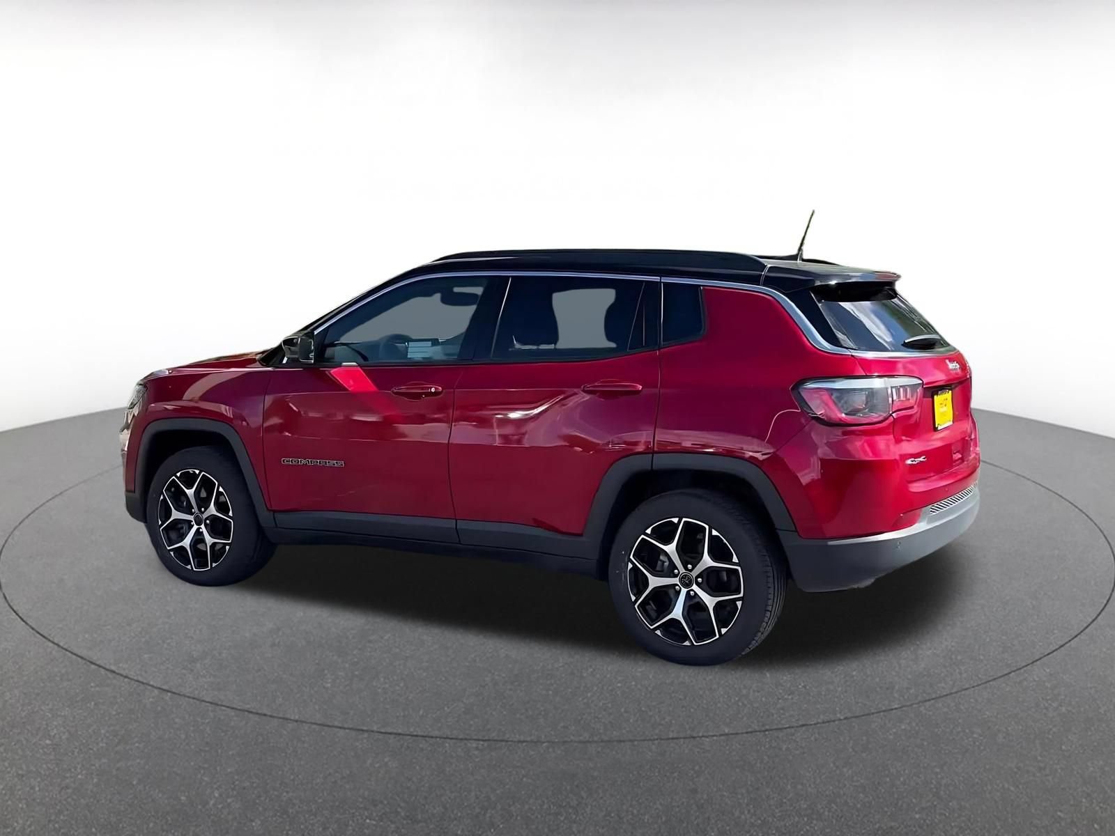 Used 2025 Jeep Compass Limited AWD/4WD image 10