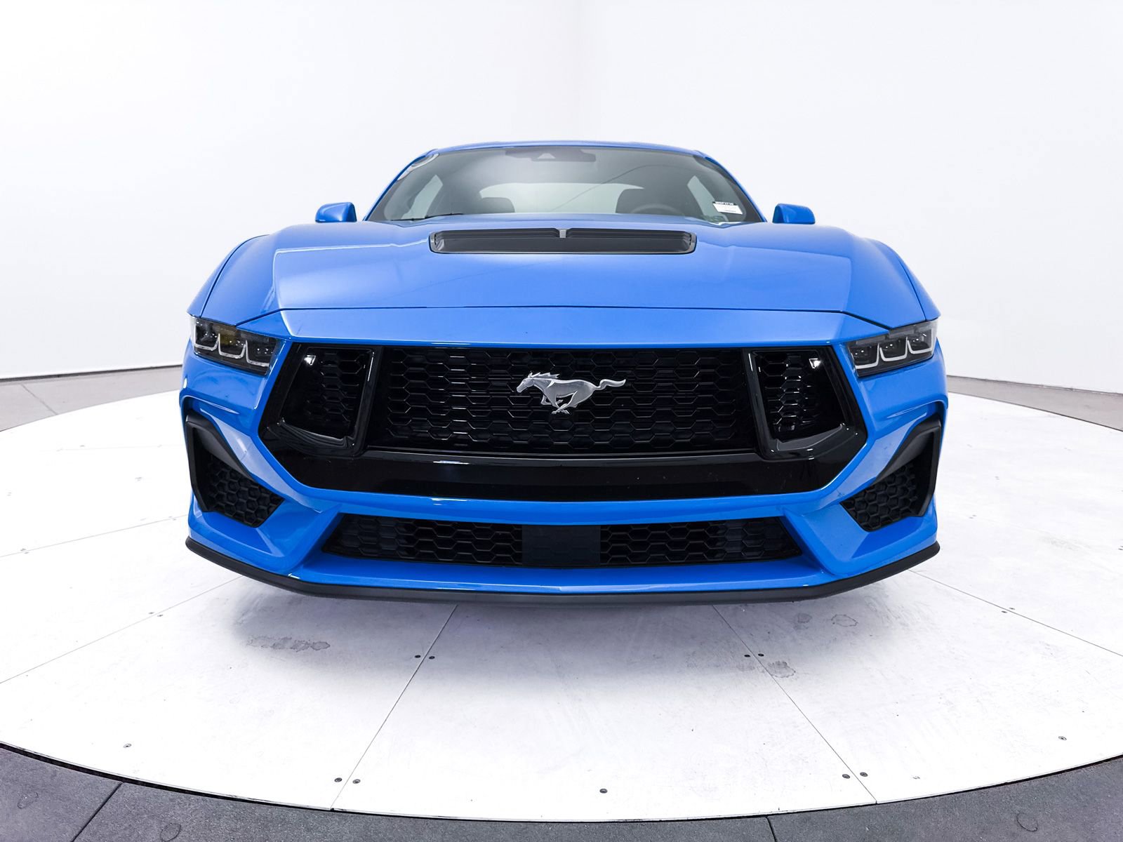Used 2024 Ford Mustang GT Premium image 12