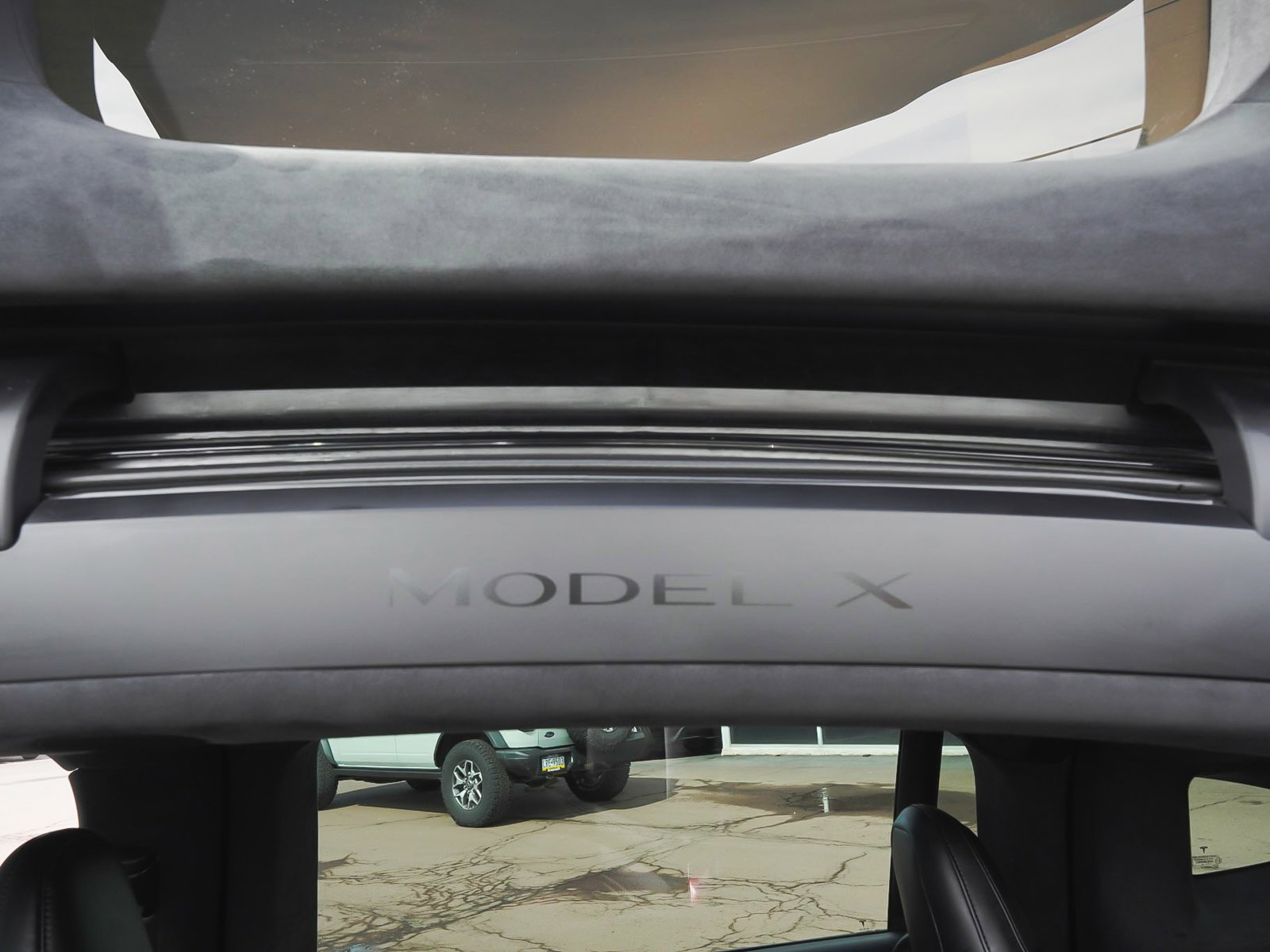 Used 2024 Tesla Model X image 46