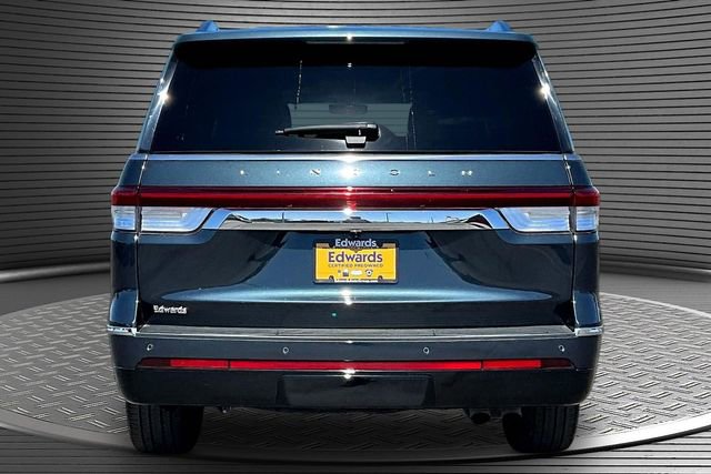Used 2024 Lincoln Navigator Premiere AWD/4WD image 5