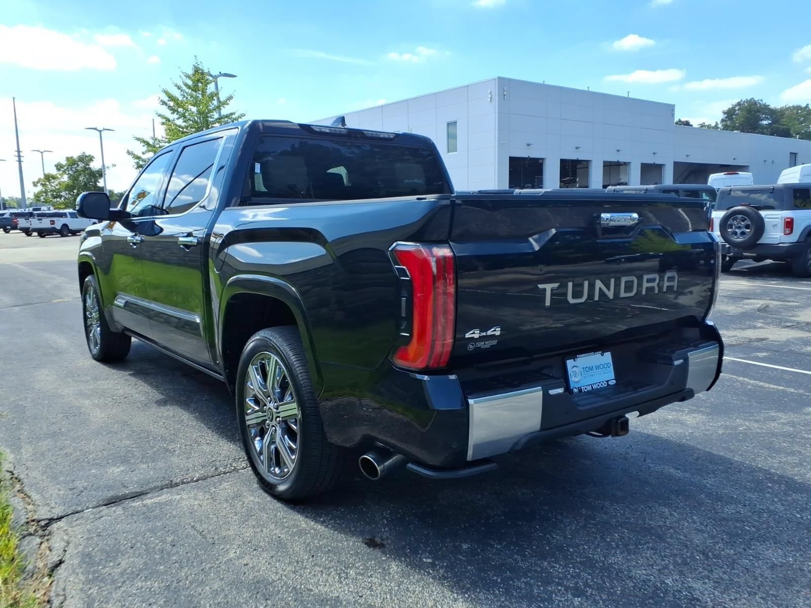 Used 2022 Toyota Tundra Capstone AWD/4WD image 8