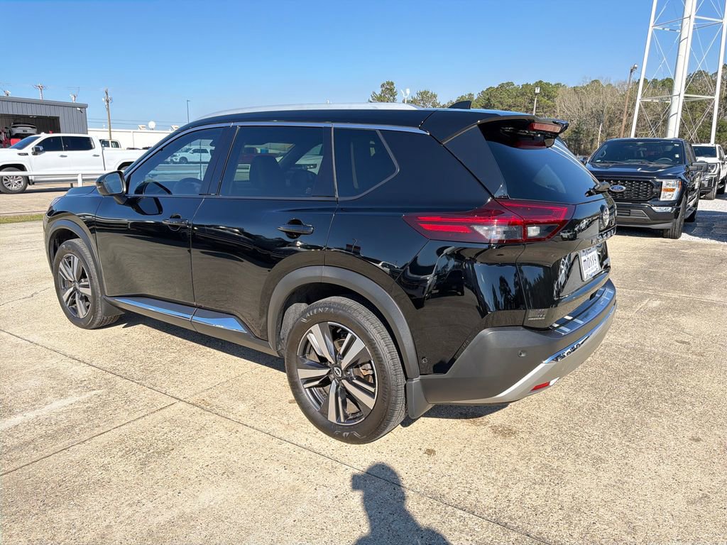 Certified 2023 Nissan Rogue Platinum w/ Platinum Premium Package image 3