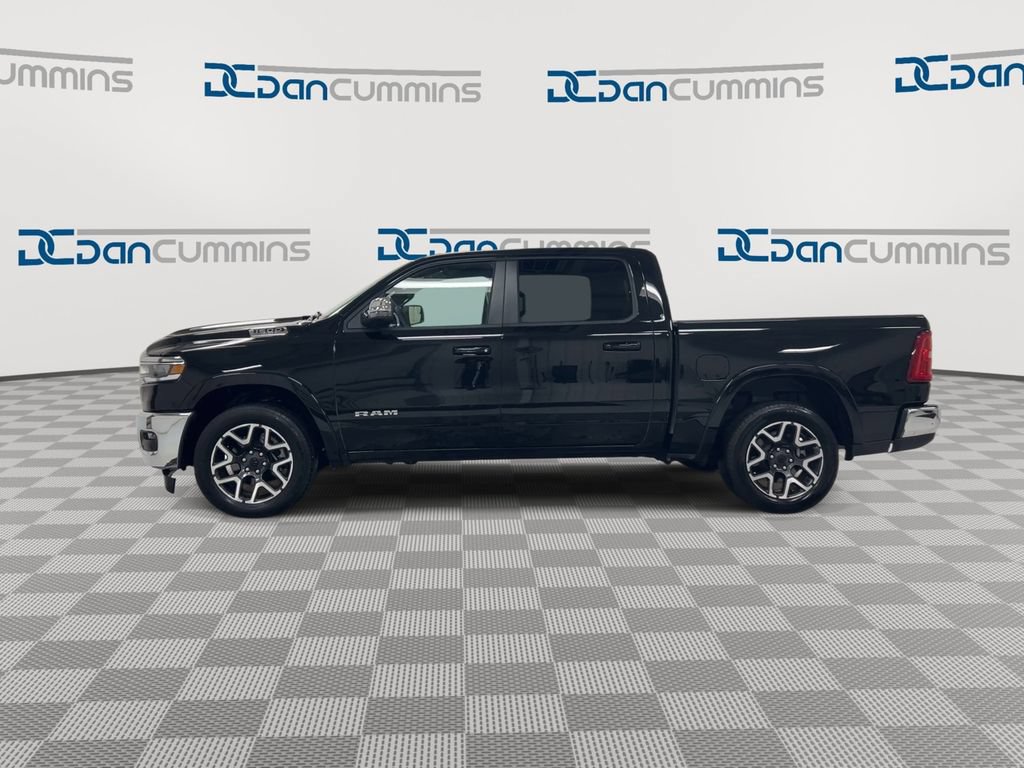 Used 2025 RAM 1500 Laramie AWD/4WD image 5