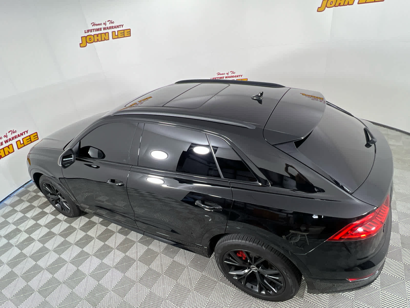 Used 2021 Audi Q8 Premium AWD/4WD image 17