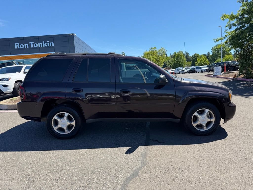 Used 2009 Chevrolet TrailBlazer LT RWD image 8
