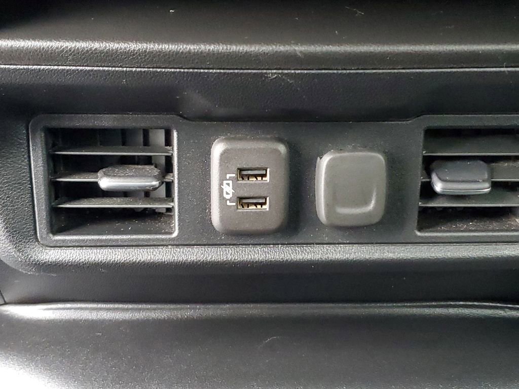 Used 2022 Chevrolet Silverado 1500 RST w/ Safety Package image 10