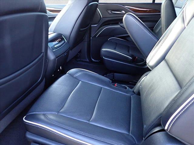 Used 2022 Cadillac Escalade ESV Premium Luxury image 11
