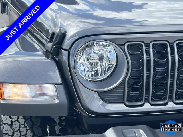 Used 2024 Jeep Gladiator Sport AWD/4WD image 10