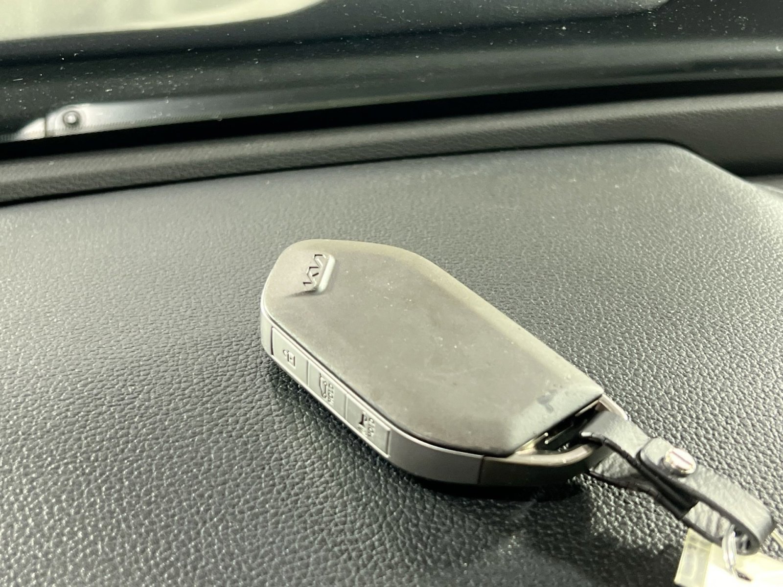 Used 2024 Kia Telluride EX X-Line image 32