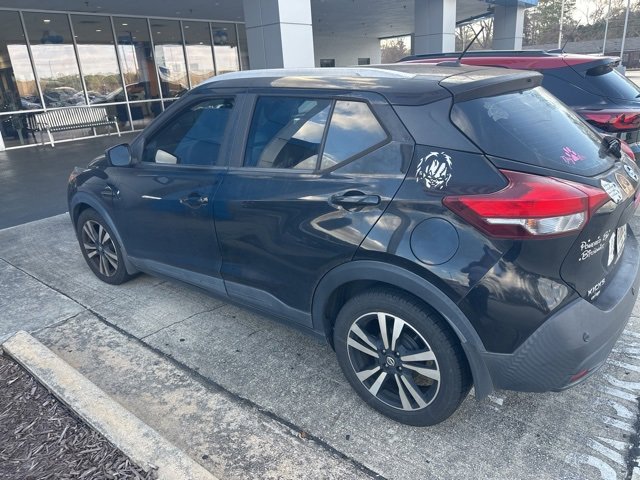 Used 2020 Nissan Kicks SV image 4