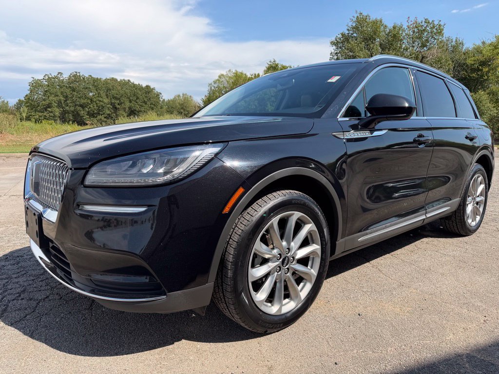 Used 2022 Lincoln Corsair AWD w/ Premium Package image 1