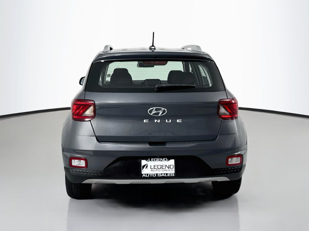 Used 2025 Hyundai Venue SEL FWD image 7