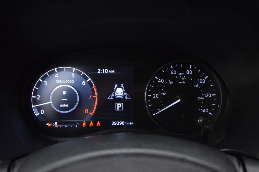 Used 2021 Nissan Kicks SR w/ SR Premium Package FWD image 18