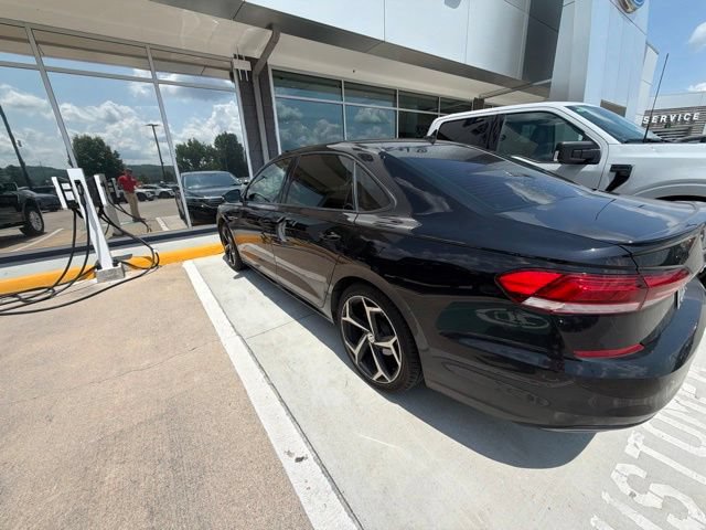 Used 2020 Volkswagen Passat 2.0T R-Line FWD video 3