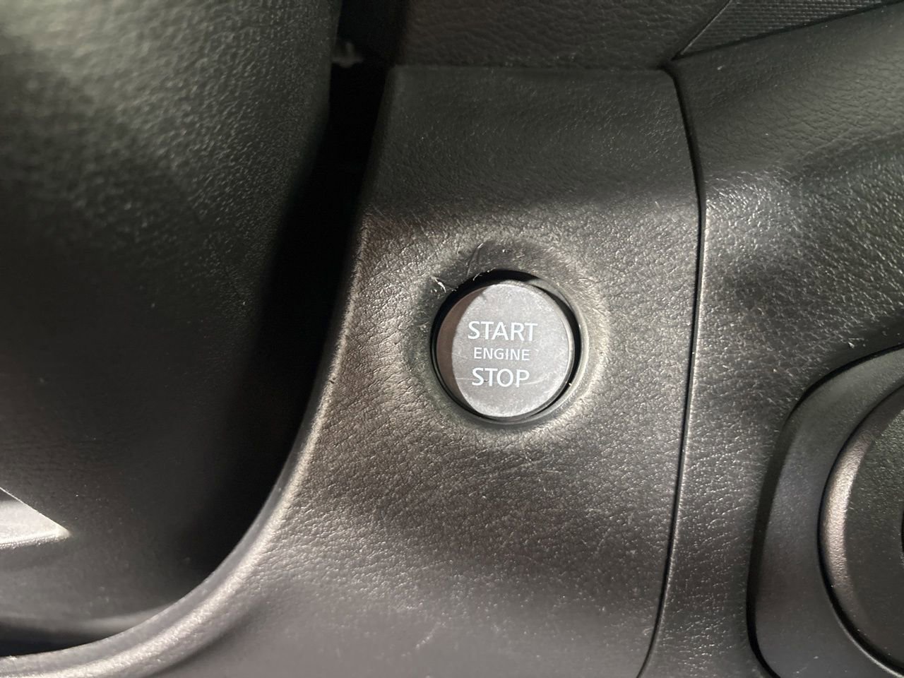 Used 2022 Nissan Frontier S image 13