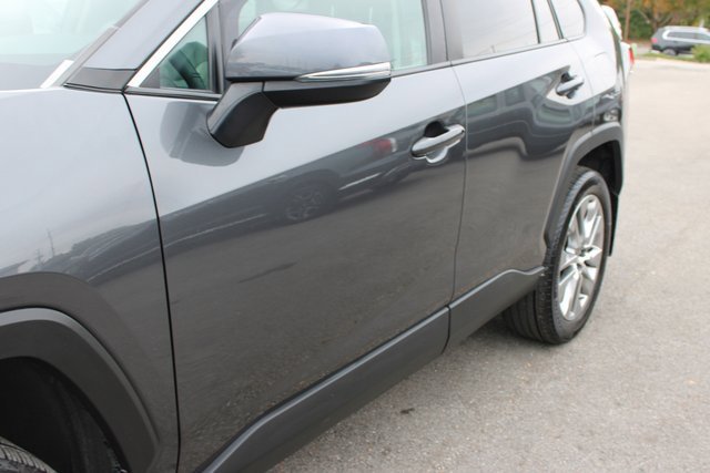 Used 2023 Toyota RAV4 XLE Premium image 49