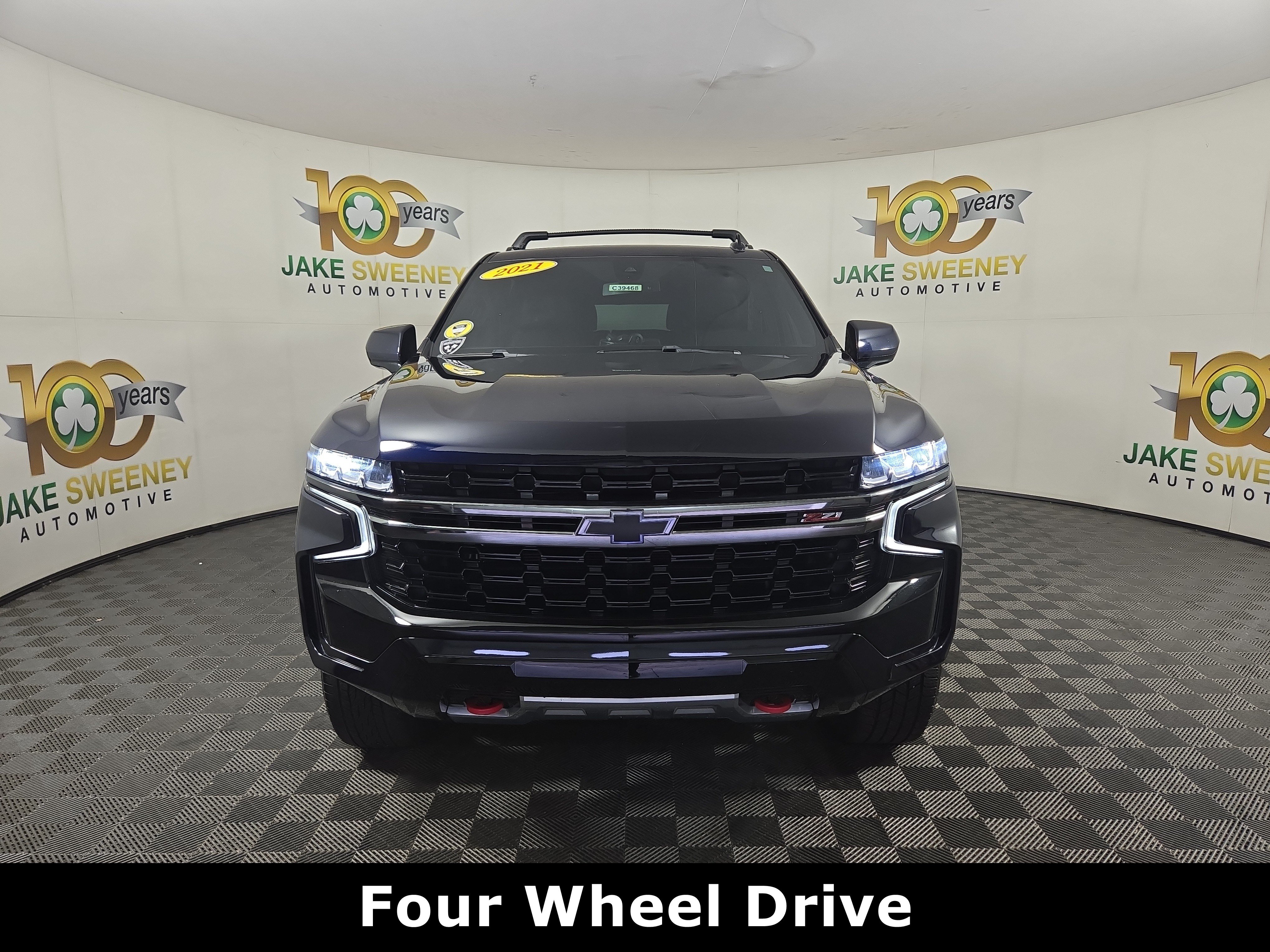 Used 2021 Chevrolet Suburban Z71 w/ Rear Media and Nav Package AWD/4WD image 3
