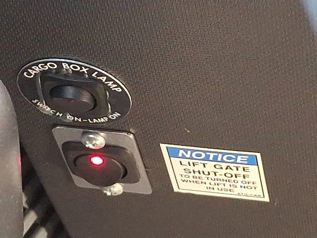 Used 2023 Ford F650 2WD Regular Cab Super Duty image 29