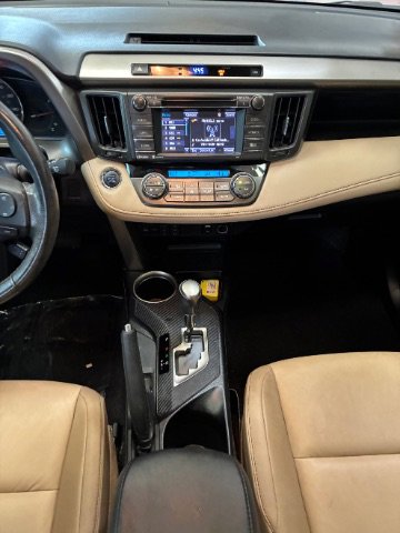 Used 2015 Toyota RAV4 Limited w/ Technology Package image 26