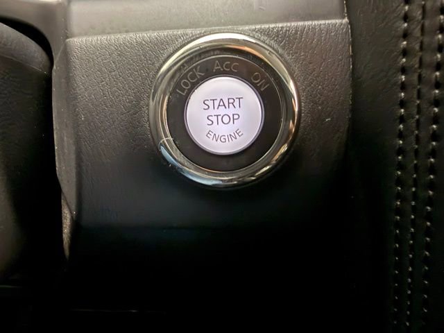 Used 2022 Nissan Armada SV w/ SV Appearance Package image 28