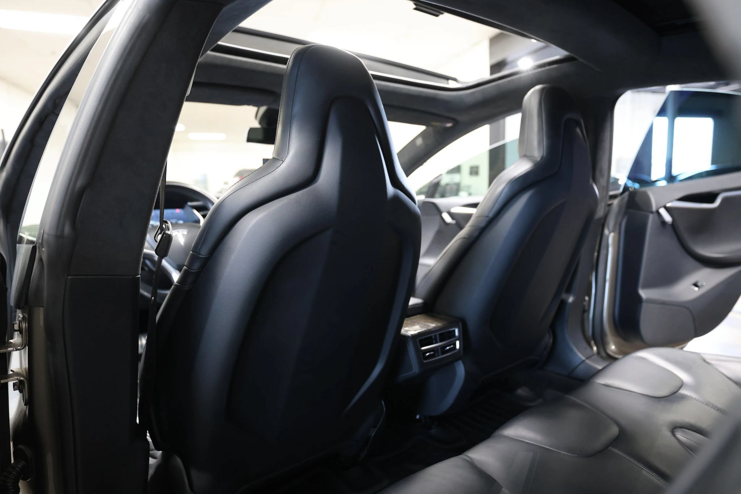 Used 2015 Tesla Model S P85D AWD/4WD image 47