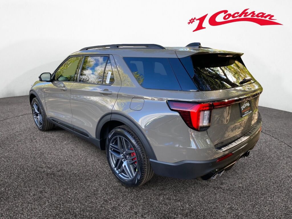 New 2026 Ford Explorer ST image 5