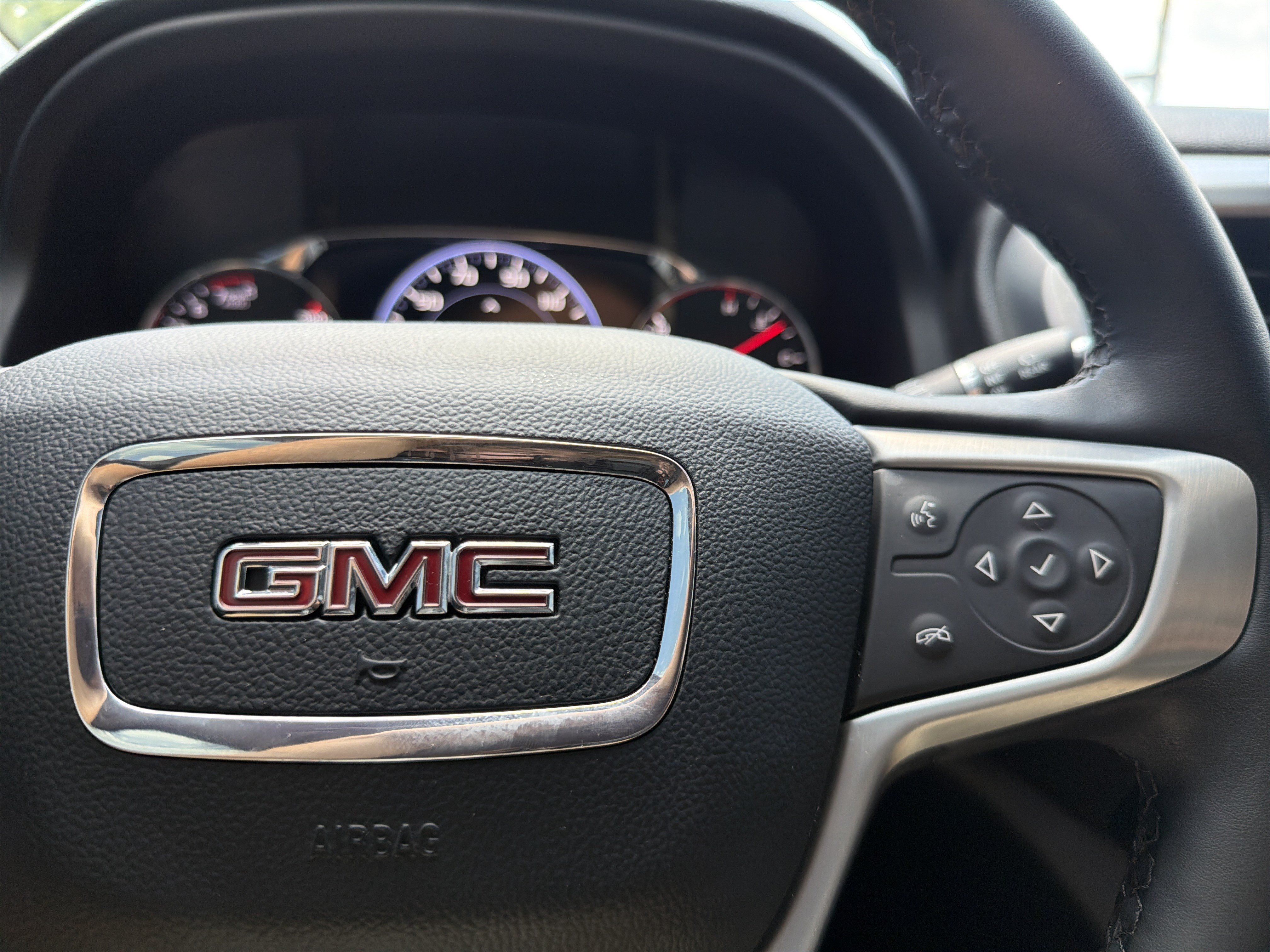 Certified 2023 GMC Acadia SLT w/ Elevation Edition FWD image 28