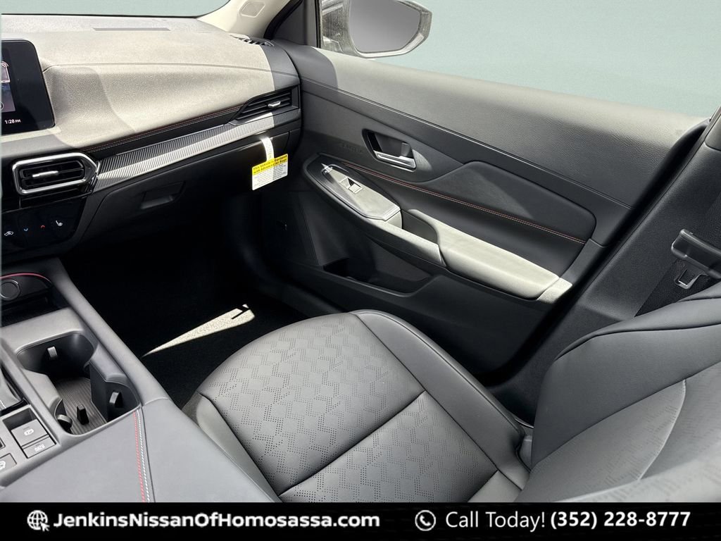 New 2026 Nissan Sentra SR w/ SR Premium Package FWD image 23