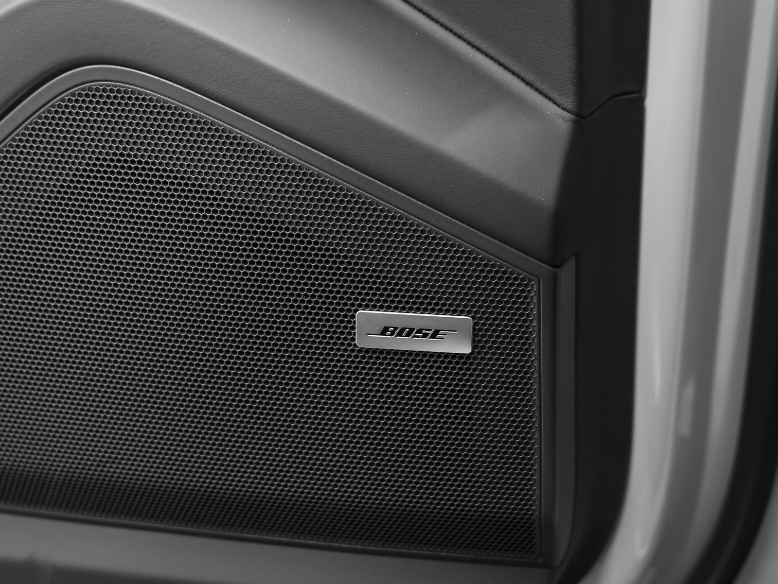 Used 2023 Porsche Cayenne GTS image 48