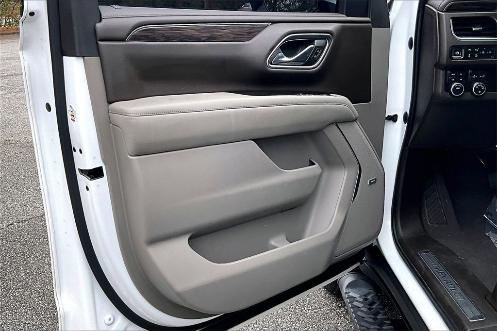 Certified 2021 Chevrolet Tahoe Z71 w/ Luxury Package image 18