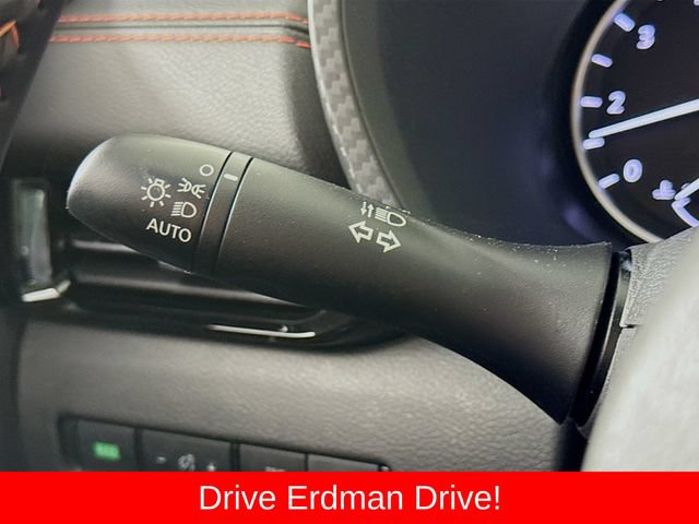 Used 2025 Nissan Sentra SR w/ Midnight Edition FWD image 14