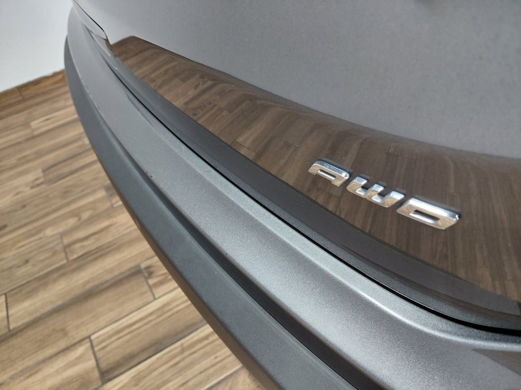 Used 2024 Ford Edge Titanium image 14