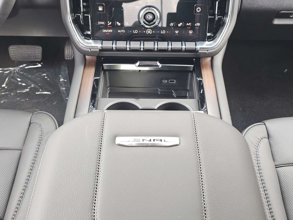 New 2026 GMC Yukon Denali w/ Denali Reserve Package AWD/4WD image 20
