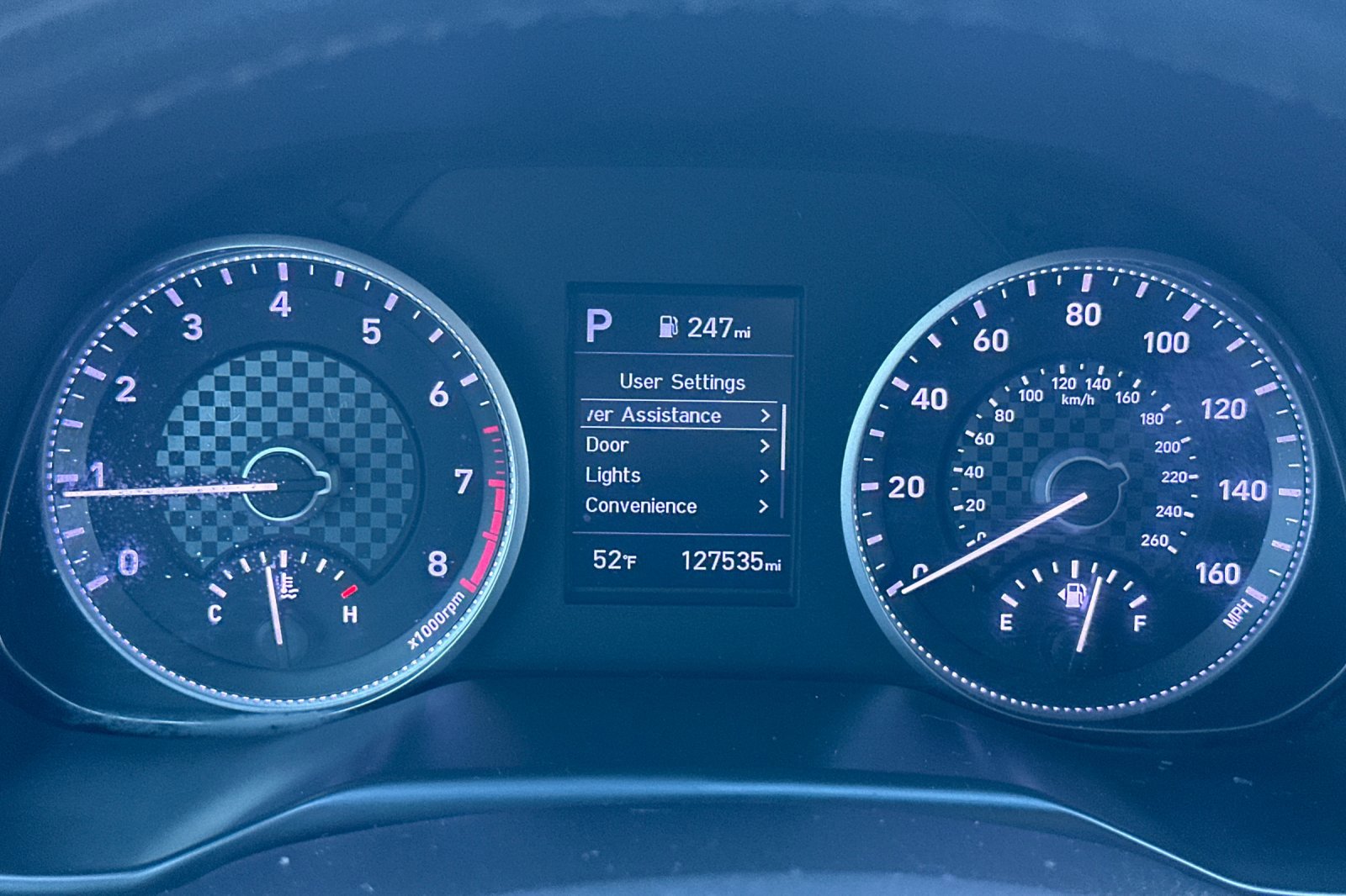 Used 2020 Hyundai Elantra Limited image 24