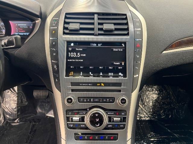 Used 2018 Lincoln MKZ Reserve w/ Technology Package FWD image 17