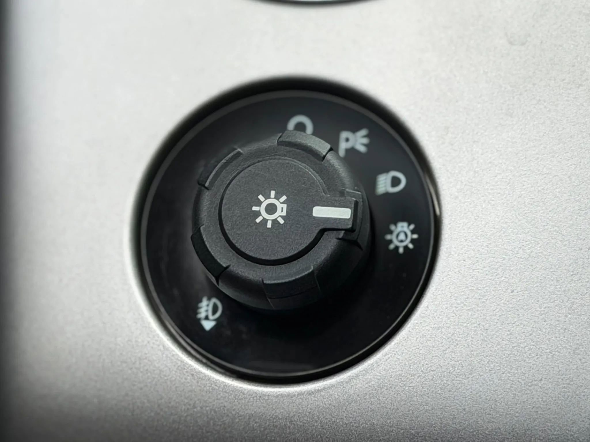 Used 2015 Ford Expedition XLT image 42